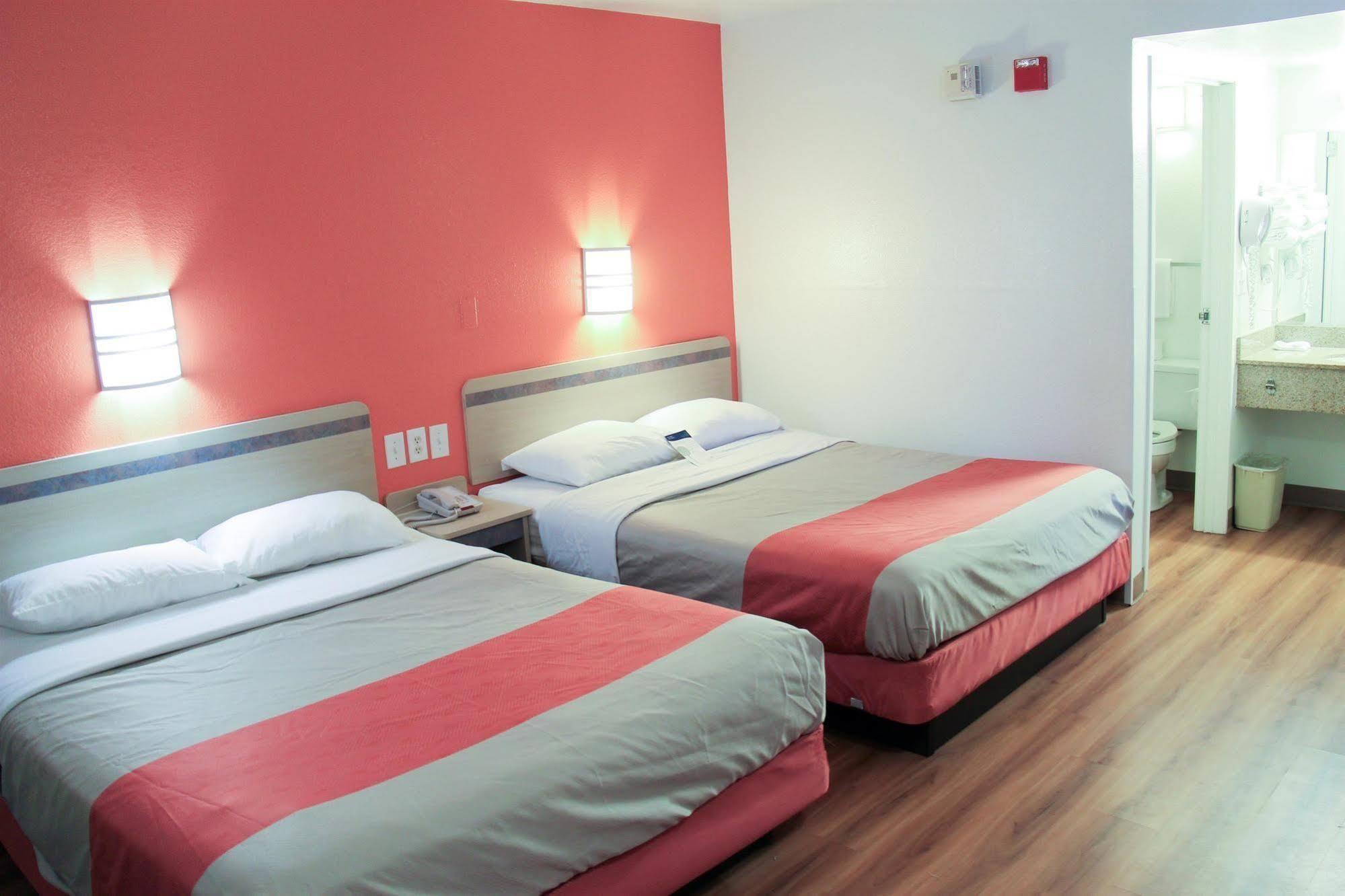 Motel 6-Enfield, Ct - Hartford Ngoại thất bức ảnh